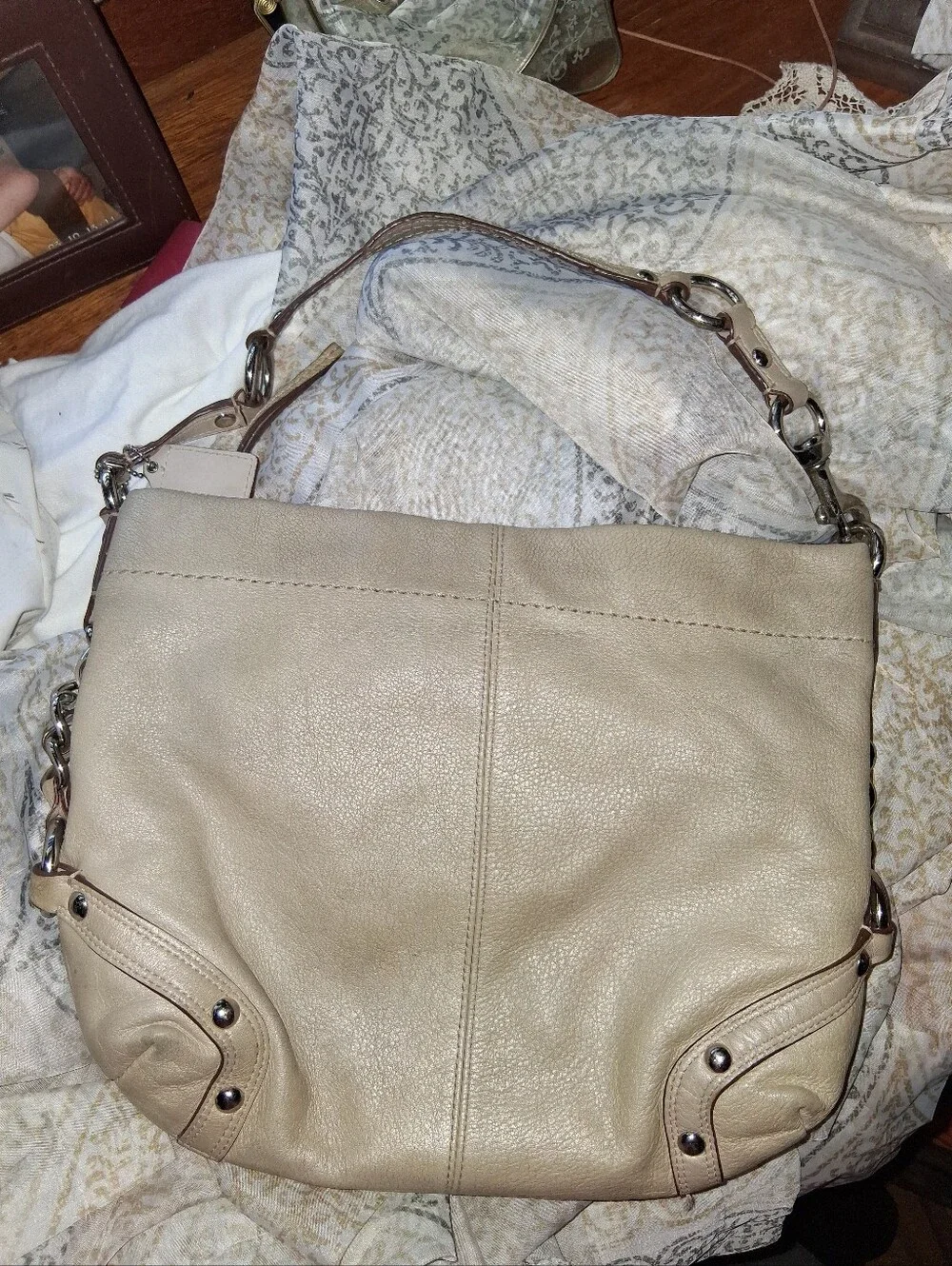 Coach Carly shoulder bag leather